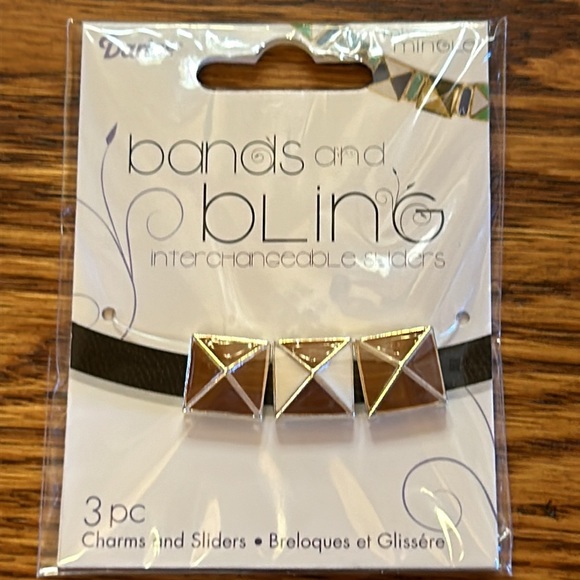 NWT 4 Packs Jewelry Interchangeable Bands & Bling Metal Charm Sliders by Darice - Picture 2 of 9